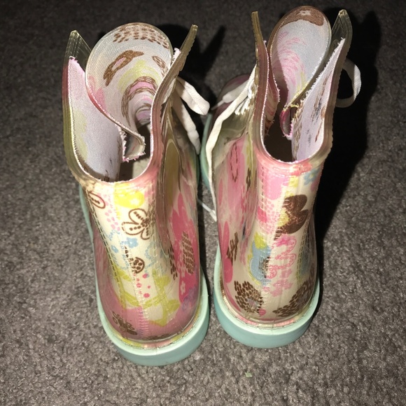 Lace up floral print rain boots - Picture 4 of 5